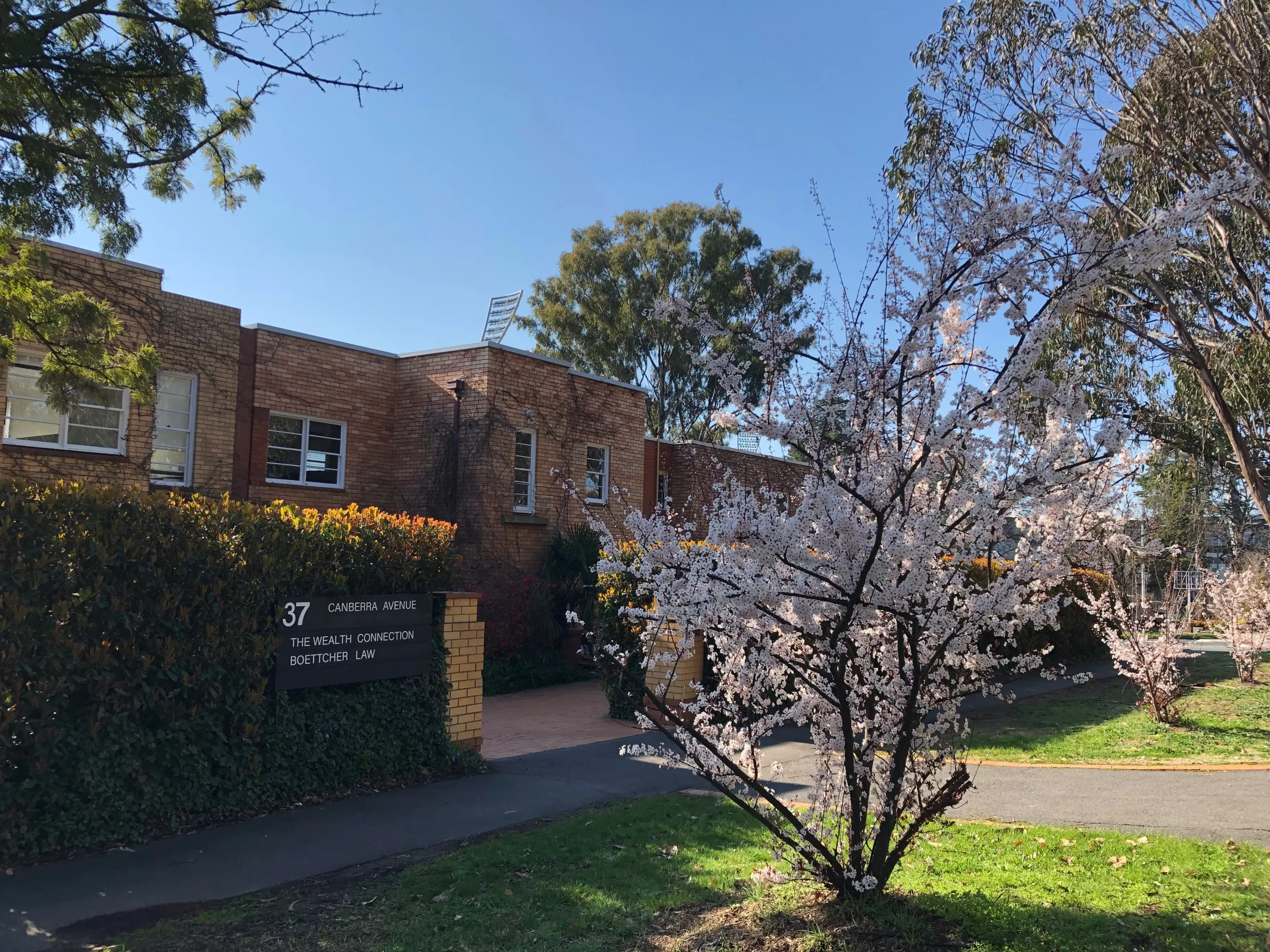 Discover why a Wills Estate Lawyer is crucial for estate planning in Australia. Navigate superannuation, fiduciary duties, and protect your commercial interests.